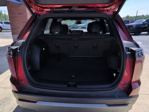 Used 2025 Chevrolet Equinox LT w/ Convenience Package II FWD image 21