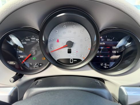 Used 2013 Porsche Boxster S image 16