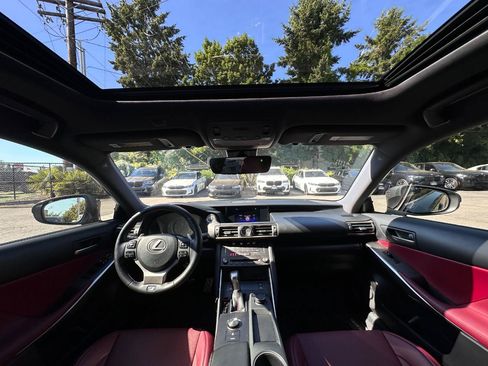 Used 2019 Lexus IS 300 F Sport w/ F Sport Package AWD/4WD image 7