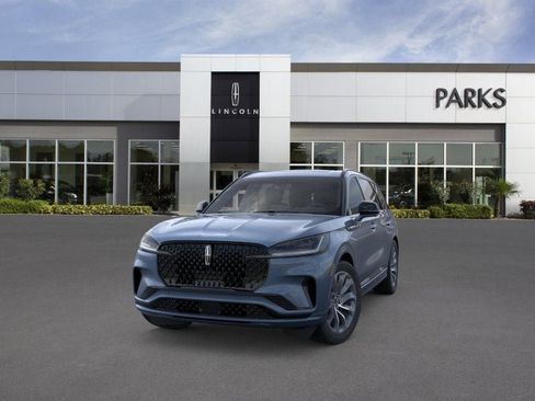 New 2026 Lincoln Aviator 2WD w/ Jet Appearance Package image 2