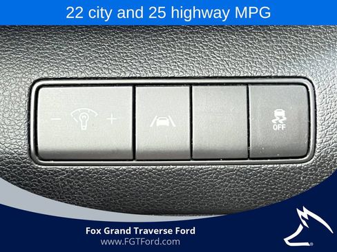Used 2023 Hyundai Santa Fe SE AWD/4WD image 15