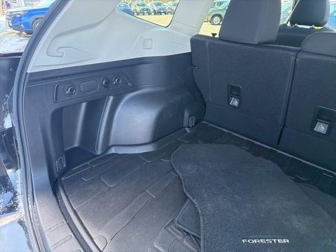 Used 2023 Subaru Forester Premium image 29