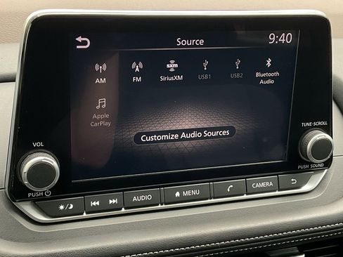 Used 2023 Nissan Rogue SV image 29