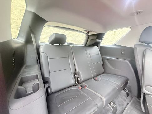 Used 2021 Chevrolet Traverse Premier w/ Redline Edition image 13
