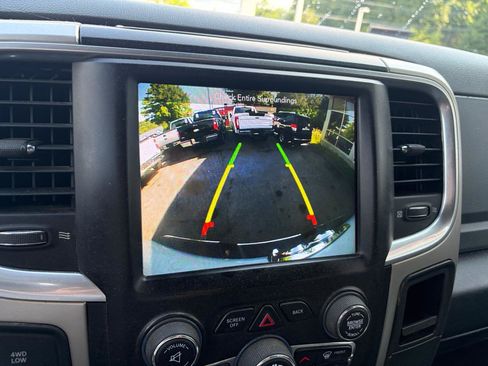 Used 2018 RAM 2500 SLT AWD/4WD image 34