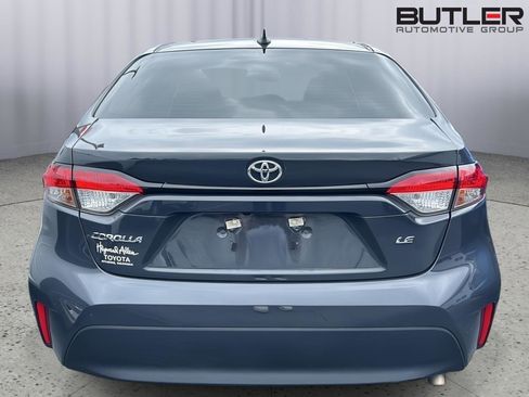 Used 2025 Toyota Corolla LE FWD image 3