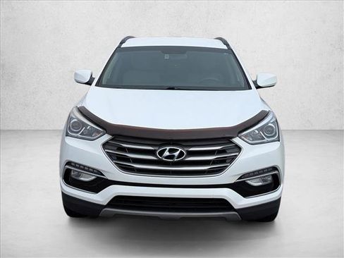 Used 2017 Hyundai Santa Fe Sport image 2