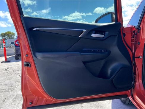 Used 2019 Honda Fit LX image 27