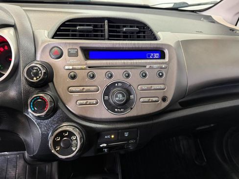 Used 2012 Honda Fit image 7