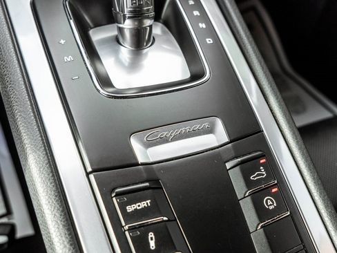 Used 2016 Porsche Cayman S image 26