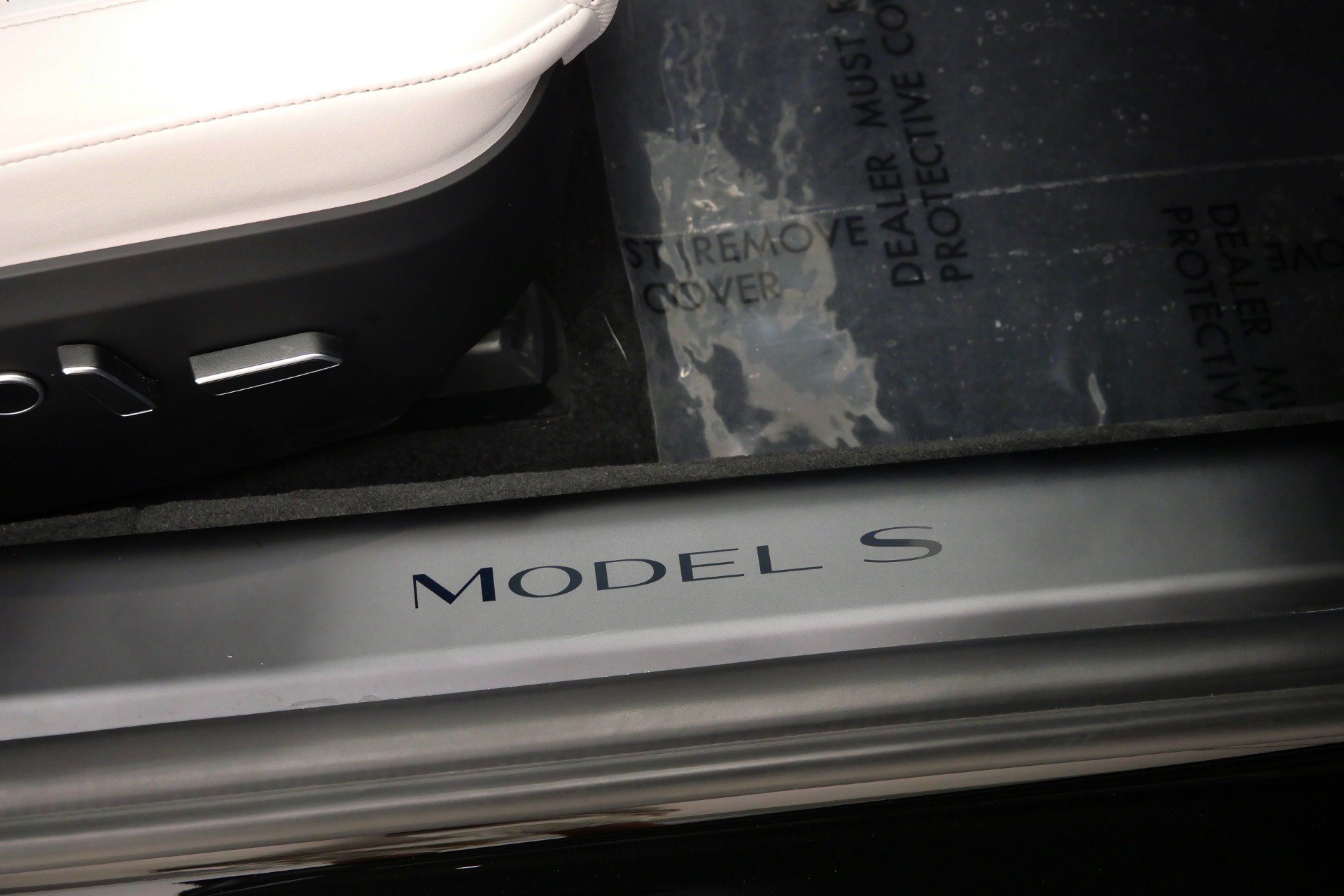 Used 2023 Tesla Model S AWD/4WD image 28