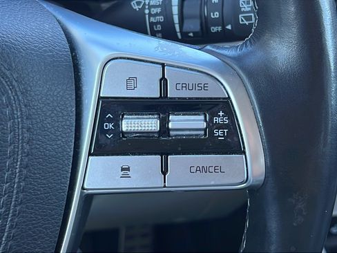Certified 2022 Kia Telluride SX w/ SX Prestige Package AWD/4WD image 22