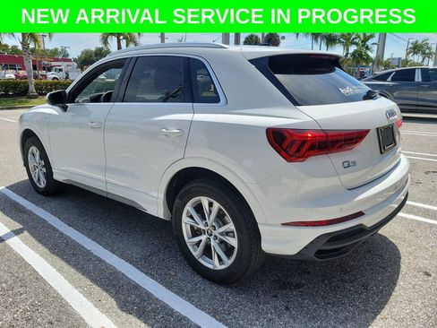 Used 2025 Audi Q3 2.0T Premium w/ Convenience Package AWD/4WD image 3