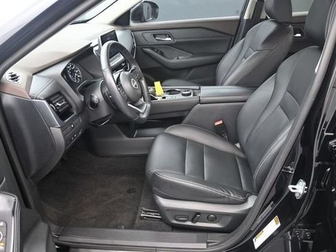 Used 2023 Nissan Rogue SL AWD/4WD image 14