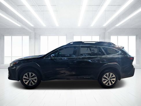Used 2024 Subaru Outback Premium AWD/4WD image 6