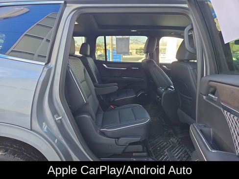 Used 2025 GMC Acadia Denali w/ Super Cruise Package image 34