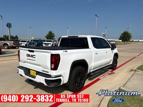 Used 2024 GMC Sierra 1500 Elevation w/ Elevation Premium Package AWD/4WD image 12