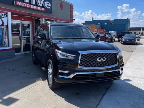 Used 2019 INFINITI QX80 Luxe w/ Proassist Package image 2