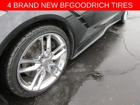 Used 2014 Chevrolet Corvette Stingray Coupe w/ 2LT Preferred Equipment Group RWD image 4