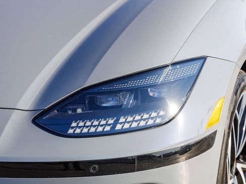 Used 2023 Hyundai Ioniq 6 SEL RWD image 5