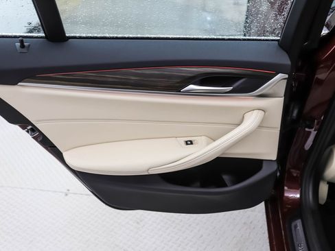 Certified 2023 BMW 530i xDrive AWD/4WD image 20