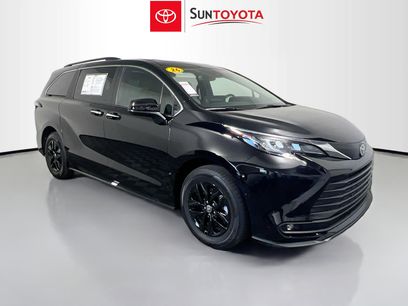 Used 2026 Toyota Sienna XLE