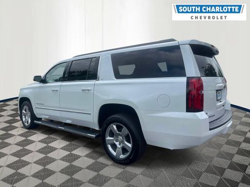 Used 2016 Chevrolet Suburban LT RWD image 5