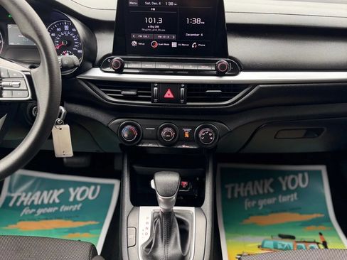 Used 2024 Kia Forte LXS image 9