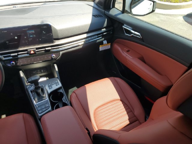 New 2026 Kia Sportage SX FWD image 9