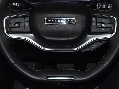 Used 2024 Jeep Wagoneer Series II image 27