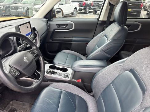 Used 2022 Ford Bronco Sport Outer Banks w/ Tech Package AWD/4WD image 12