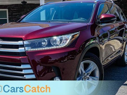 Used 2017 Toyota Highlander Limited Platinum image 6