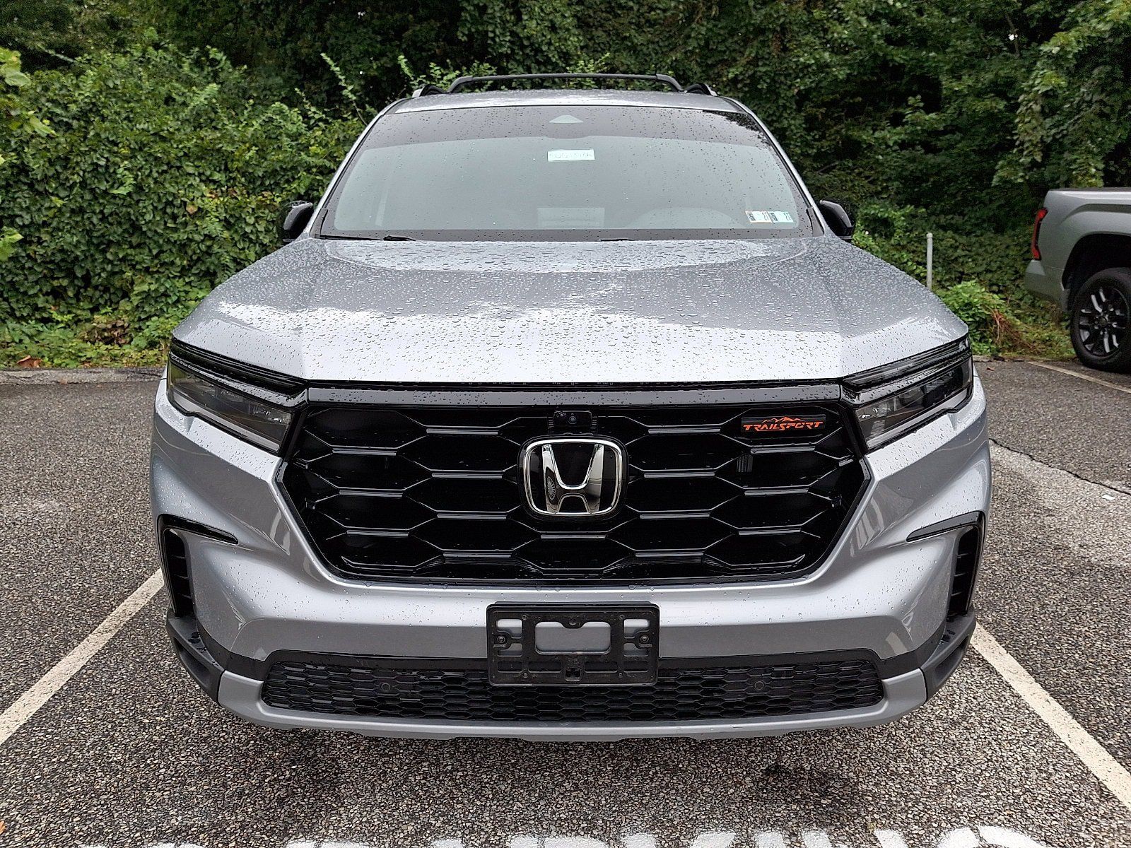 Used 2024 Honda Pilot TrailSport image 2
