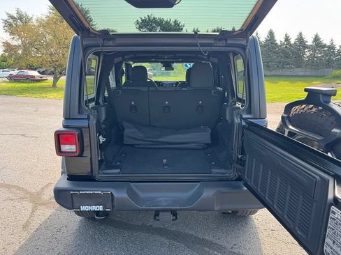 Certified 2024 Jeep Wrangler Unlimited Sport AWD/4WD image 17