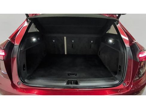 Used 2023 Buick Envision Avenir AWD/4WD image 20