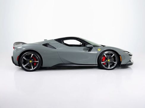 Used 2024 Ferrari SF90 Spider AWD/4WD image 10