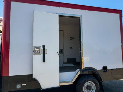 Used 2024 Ford E-350 and Econoline 350 Super Duty w/ Power Windows & Locks Group RWD image 23