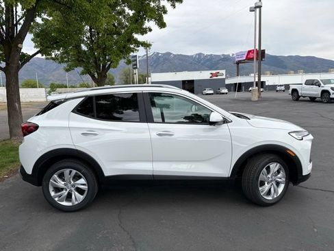 New 2026 Buick Encore GX Preferred w/ Advanced Technology Package AWD/4WD image 3