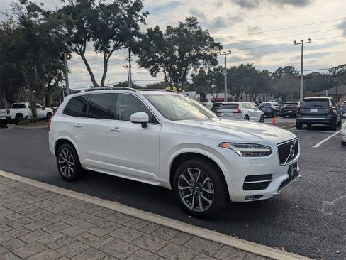Used 2018 Volvo XC90 T6 Momentum w/ Convenience Package image 10