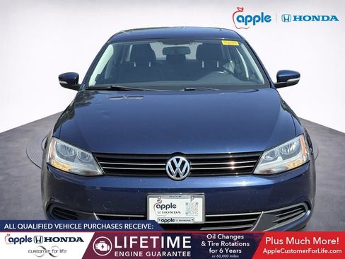 Used 2013 Volkswagen Jetta TDI FWD image 2