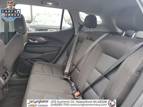Used 2023 GMC Terrain SLE w/ Driver Convenience Package image 25