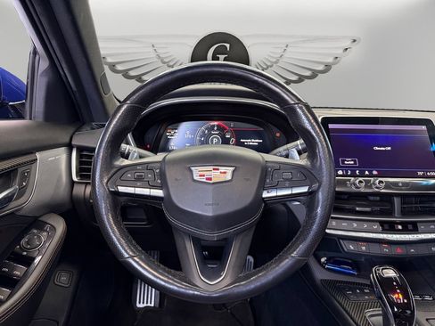 Used 2021 Cadillac CT5 V w/ Premium Package RWD image 12