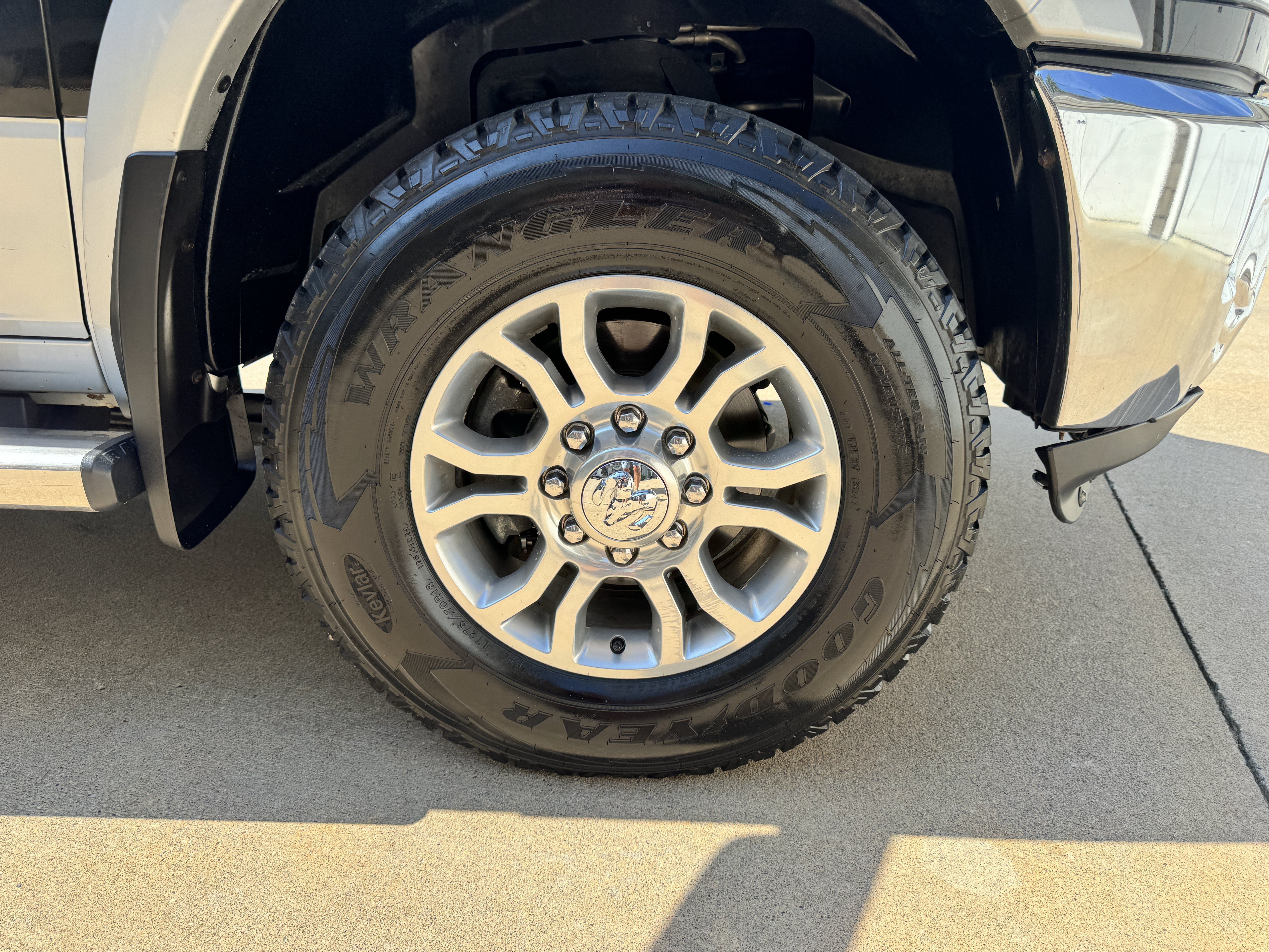 Used 2015 RAM 2500 Laramie w/ Snow Chief Group AWD/4WD image 36