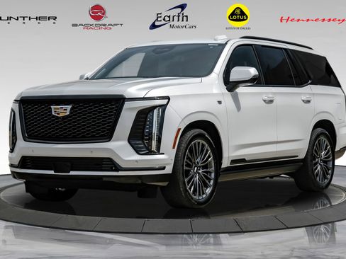 Used 2025 Cadillac Escalade Sport Platinum image 1