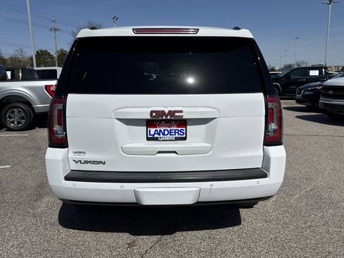 Used 2018 GMC Yukon SLT w/ Open Road Package image 4