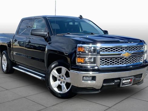 Used 2015 Chevrolet Silverado 1500 LT w/ Texas Edition, 1LT Trim RWD image 3