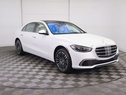New 2026 Mercedes-Benz S 500 4MATIC image 3