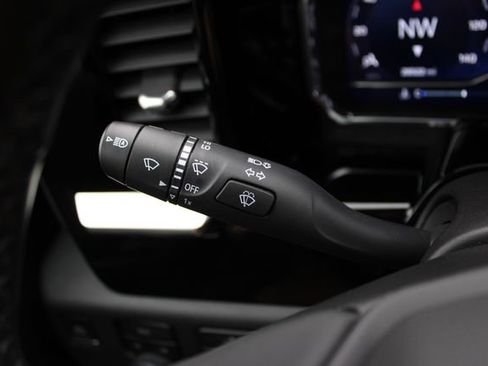 Used 2023 Chevrolet Silverado 1500 RST image 9