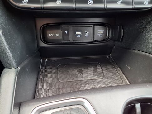 Used 2019 Hyundai Santa Fe FWD image 10