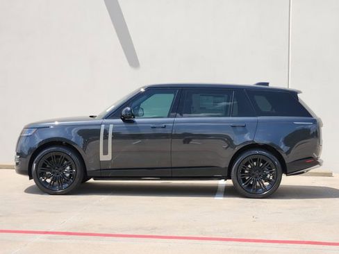 New 2026 Land Rover Range Rover Long Wheelbase SE AWD/4WD image 4